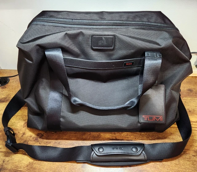 TUMI CORPORATE COLLECTION Weekender Travel Duffle Duffel Bag