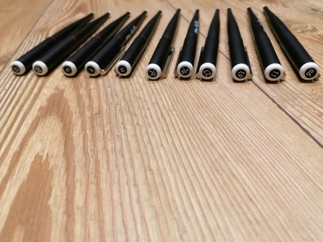 ROTRING ORIGINAL 11 x ArtPen West Germany (Stärken u.a. 0.6, 1.1, 2.