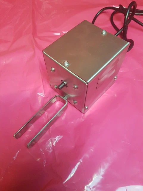 Grillmotor, Synchronmotor, 2 U/min,14W links und Rechtslauf, >8 Nm, AC 230V  NEU