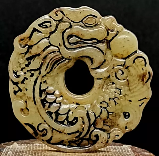 Antiguo Colgante Escultura de viejo Jade Hetian Dragón Artesanía China