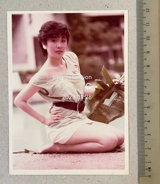 1970's Overseas Chinese sexy pretty  mature lady colour photo