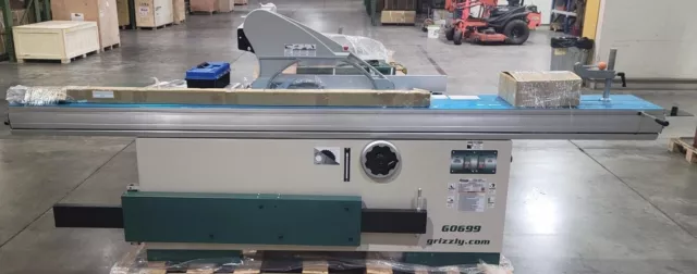 Grizzly 3-Phase Sliding Table with Scoring Blade Motor - Used Machine