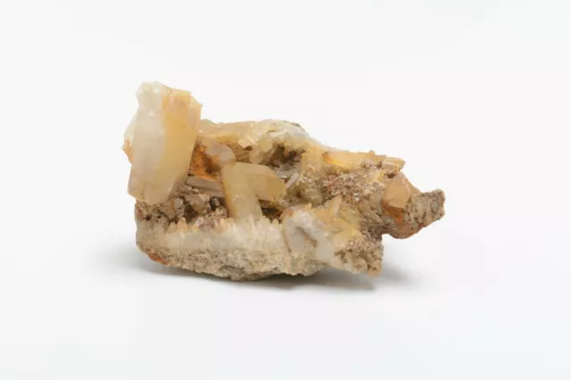 Piedra natural con Cuarzo en bruto, piedra catalana, minerales