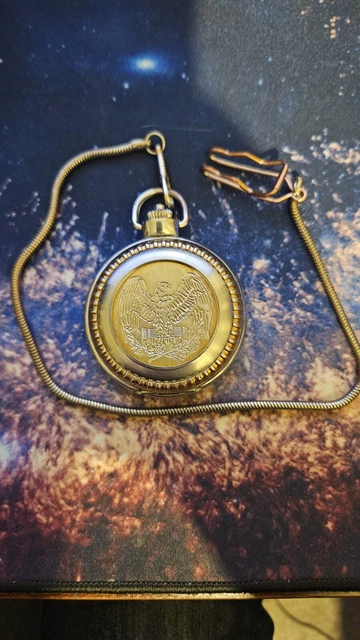 ROJAS QUARTZ VINTAGE Silver Eagle Design Pocket Watch 20.00