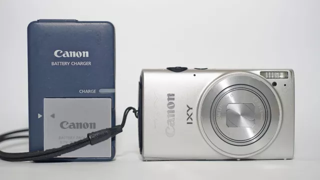Canon IXY 610F  PowerShot ELPH 330 HS  IXUS 255 HS 12.1 MP 10x Zoom Camera