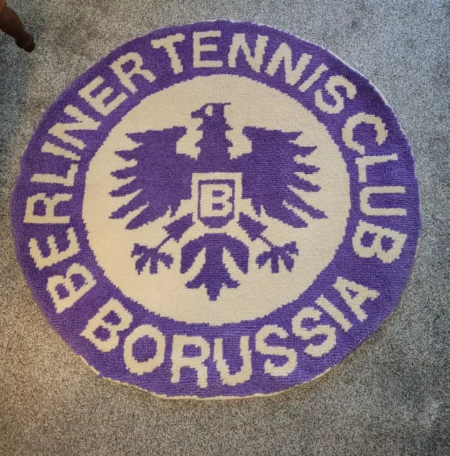 Tennis Borussia Berlin Rundteppich selbst- bzw. handgeknüpft
