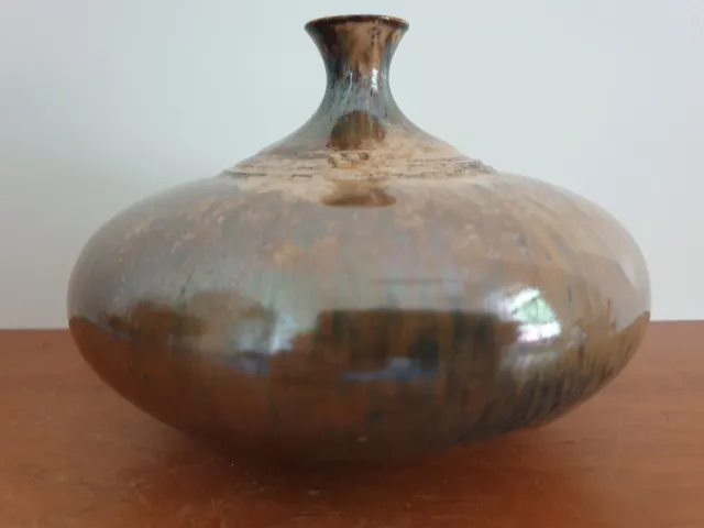 Feine Studiokeramik Vase Keramikvase UFO signiert 70er subtile Glasur