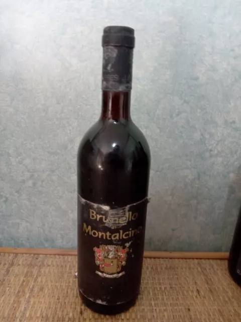 Antica Bottiglia Di Brunello Di Montalcino  Annata 1983 Numerata 2665 3