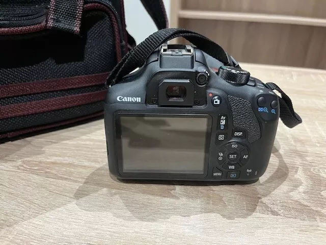 Canon EOS 1300D 18.0MP Digitalkamera - Schwarz (Kit mit EF-S IS II 18-55mm...