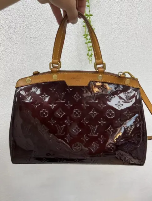 LOUIS VUITTON Brea Shoulder/ Handbag Burgundy verni patent leather Monogram-MINT