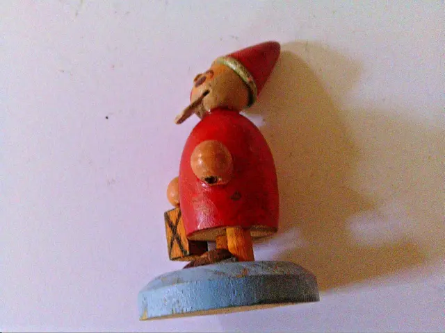 kleiner alter  Nikolaus, Weihnachsmann Weihnachtsbaum fehlt,  6 cm, DDR 50iger J 2