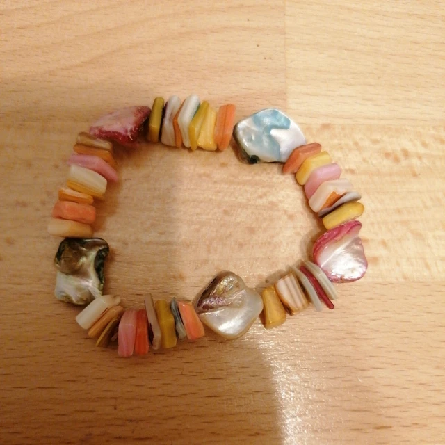 Ladies Multicoloured Shell Style Bracelet, New