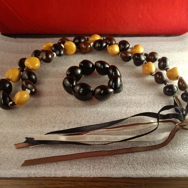 Kukui Nut Hawaiian Lei Necklace (35 inch) & Stretch Bracelet Combo