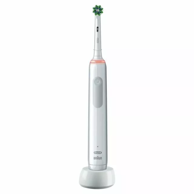 Oral-B PRO Series 3 CrossAction Electric Toothbrush - White Brand New