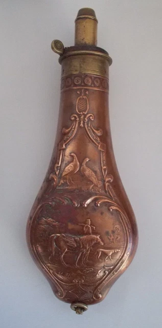 POIRE À POUDRE Ancienne en Laiton powder flask EUR 35,00