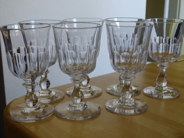 BACCARAT 7 ANCIENS VERRES A VIN CRISTAL FORME TULIPE  ht 11,5 cm 1900