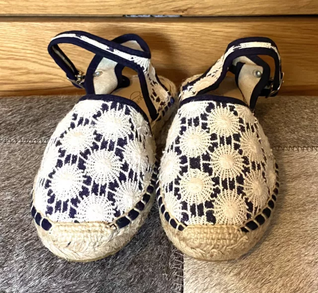 Scarpe Bonpoint Espadrillas in pizzo per ragazze prezzo utile £135 Età: 5 UK12 Nuove