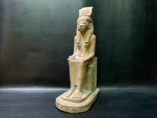 Egyptian healing Altar statue of ISIS goddess of love & magic with Hathor symbol