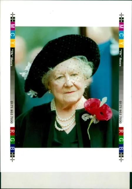 Queen mother - Vintage Photograph 1605808