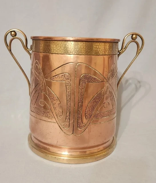 Seau à champagne de luxe en cuivre antique de style ancien