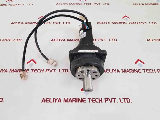 石見銀山 Yaskawa SGM-01B3H16B ACサーボモーター/ HDギアヘッドHPG