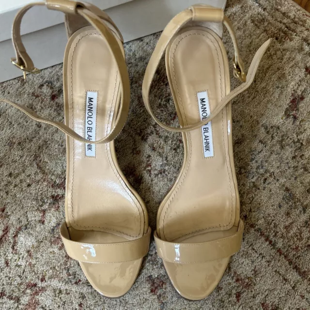 Manolo Blahnik Chaos nude patent leather heeled sandal size 38.5/ 8.5 2