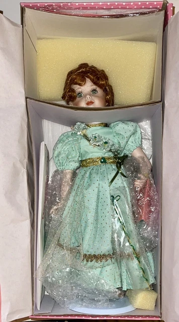 Paradise Galleries New Porcelain Doll Shannon the Shamrock Fairy Patricia Rose
