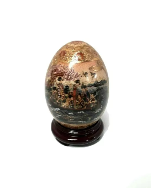 Vintage Satsuma Porcelain Egg Ornate Gold  Asian Art