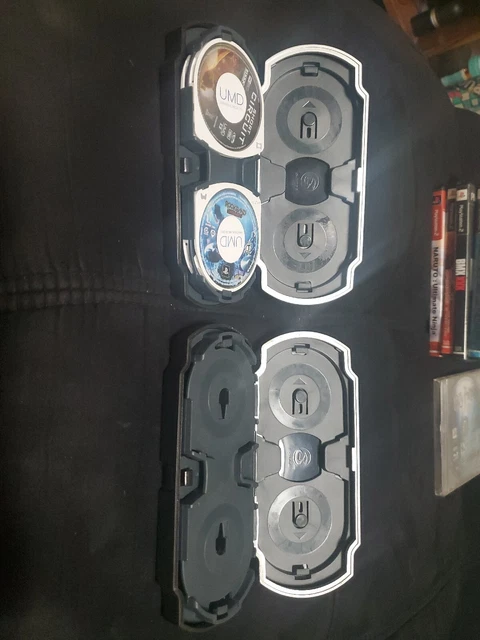 Sony PSP PlayStation Official Black Hard Clamshell 8 UMD Game Storage Case