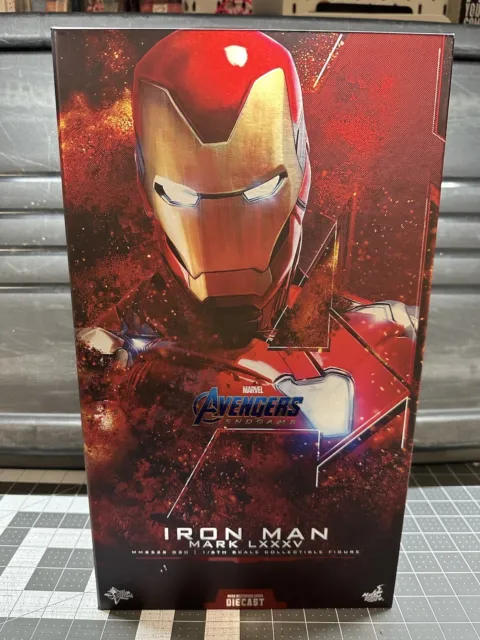 Hot Toys Avengers Endgame  Iron Man Mark LXXXV 1/6 Pre-Owned Used Marvel Figure