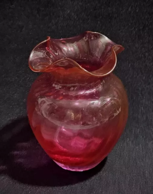 An Antique Cranberry Glass Vase with A fluted Rim and Ribbed Belly, Hand Blown 3