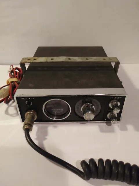 Vintage 1977 Royce Transceiver CB Radio w/ Mic 40 Channel Model 1-648 UNTESTED