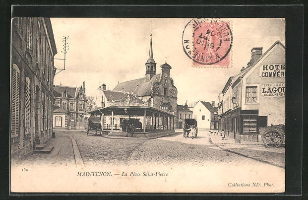 CPA Maintenon, La Place Saint-Pierre, vue partielle 1904