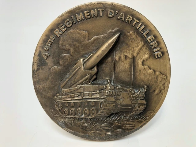 Médaille De Table Du 403e Régiment D'artillerie Drago - Insigne Militaire Français - Occasion Avec Usures