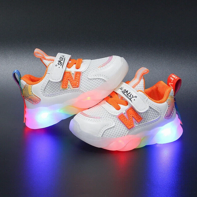 Scarpe da ginnastica bambine bambine bambini si illuminano scarpe da ginnastica luminose LED flash 3