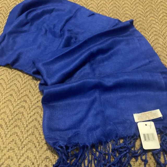 NWT Pashmire cobalt blue scarf, soft fringed 68x54 very versatile