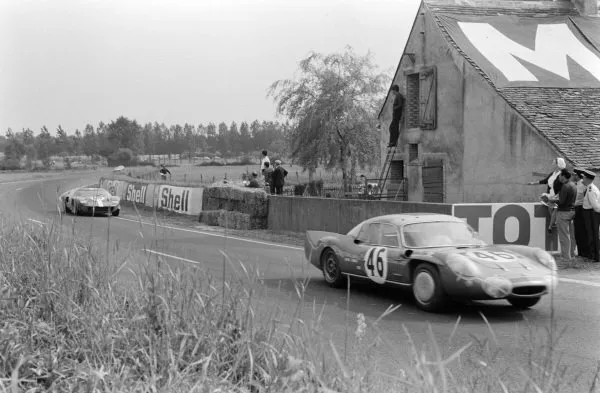 Henri Grandsire & Jose Rosinski Alpine A210 Renault Le Mans 1967 Old Photo 13