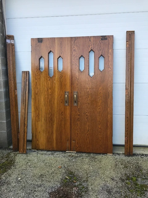 Bova 1 Match Pair Antique Oak Beveled Glass Double Doors With Jamb 5‘ X 83.25