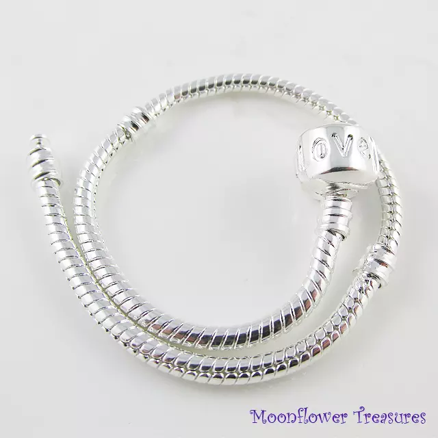 19cm Silver Plated Charm Bracelet, Love Clasp, fit European Beads