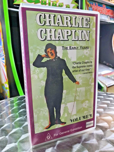 その他 Young Charlie Chaplin [VHS] 非常に良い】Young Charlie Chaplin [VHS] 【公式通販】