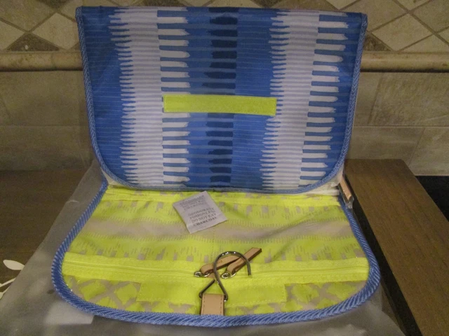 Stella & Dot Hang on Travel Bag Blue White Jewelry Toiletry new cosmetic bag lot