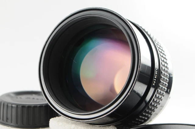 [NEAR MINT ] Nikon Ai-S NIKKOR 105mm f/1.8 MF Telephoto Lens From JAPAN A656