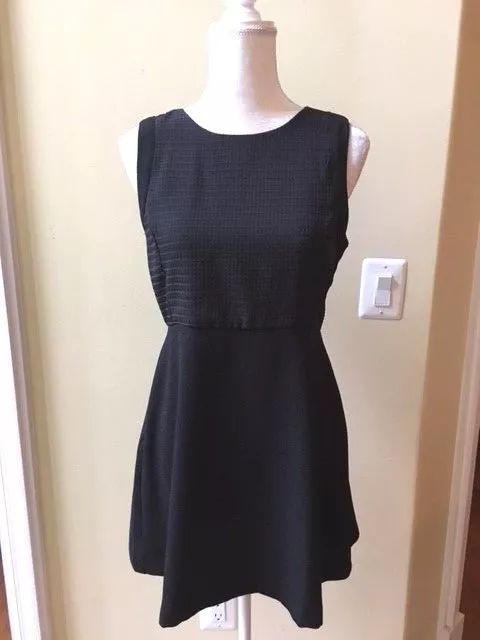 New Elodie Women's Black Sleeveless Fit and Flare Sleeveless Mini Dress Size M