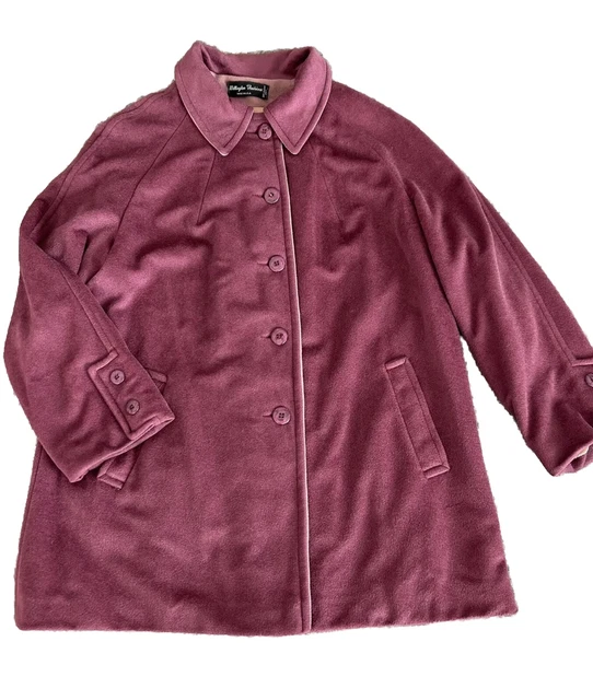 Vintage Womens Coat XL Cordana By Wellington Fashions Lined Button Close
