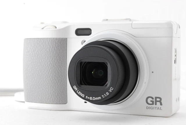 [NEAR MINT w/Box] RICOH GR DIGITAL IV digital 10.4MP Camera White Edition JAPAN 2