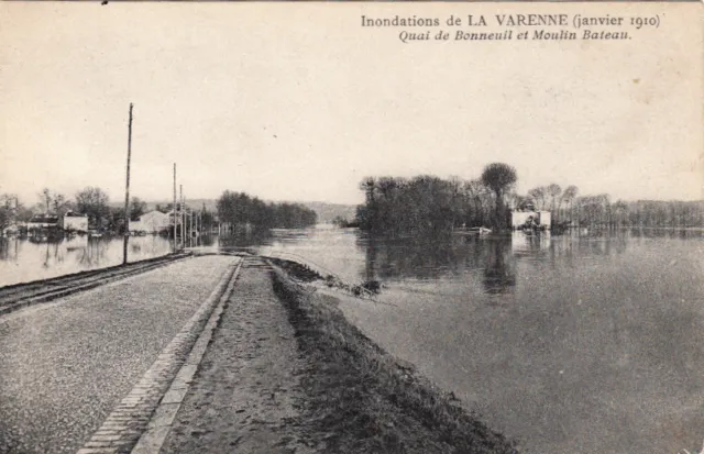LA VARENNE inondations janvier 1910 quai de bonneuil et moulin bateau