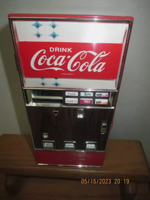 Rare 1996 Coca Cola Mini Vending Machine with Sounds & Coin Bank! Works! F/S! Rare 1996 Coca Cola Mini Vending Machine with Sounds & Coin Bank! Works! F/S!