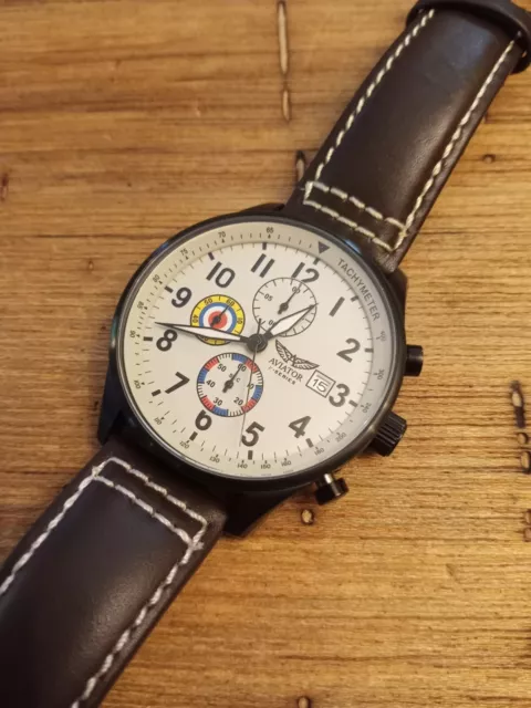 Aviator f series avw2070g302 2025