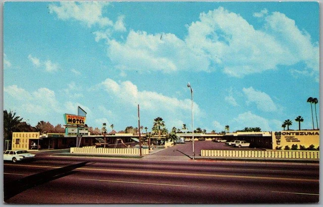 Phoenix, Arizona Postcard MONTEZUMA MOTEL Highway 60 / 70 Roadside c1960s Unused