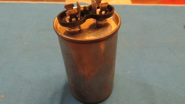 SPRADUE 325P206H37M30N3X 20 uF 370 VAC Capacitor 156162-39